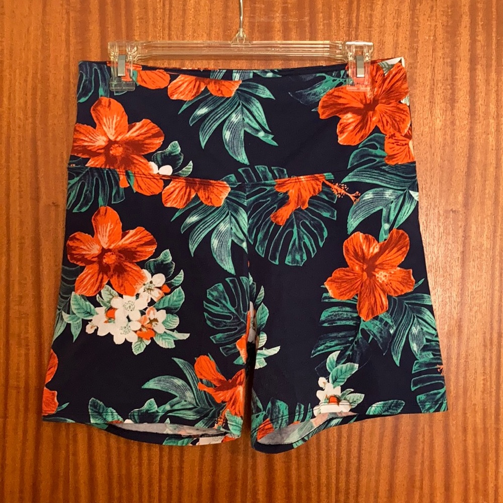 Victoria's Secret Pink Hawaiian Yoga Shorts NWOT